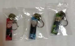 呪術廻戦　校章ボタン付きアクリルチャーム　五条悟　虎杖悠仁　狗巻棘