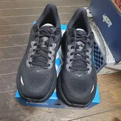 【新品未使用】HOKA BONDI9 28cm ブラック❨連休中限定❩