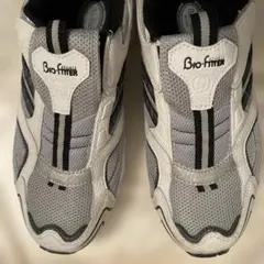 Item thumbnail for item 7bf512a6-ce75-42e9-8eca-4ea9c7cb1943