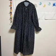 SM2 バルーンスリーブワンピース 黒地 ピンク模様