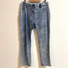 Item thumbnail for item 185dbde9-ecdd-4a1a-bb03-4f0c3668606d