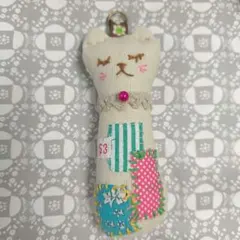 ハンドメイドザクザクパッチワークpopo猫ちゃんキーホルダーチャームアンティーク