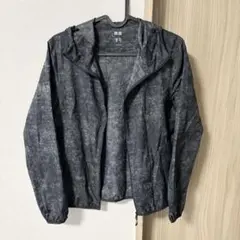 ユニクロ　ポケッタブルパーカー　レディースS