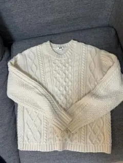 UNIQLO ケーブルニットセーター S