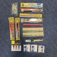 문구 세트, 연필, 페인트, 마커, 지우개, 테이프, 접착제 등