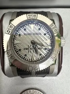 2026年最新】#ROGERDUBUISの人気アイテム - メルカリ