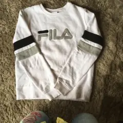 FILAのホワイトトレーナー