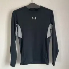 UNDER ARMOUR ブラック アンダーシャツ MD