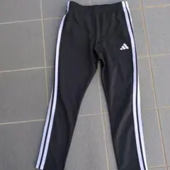 【値段交渉◯】adidas ブラック ジャージパンツ サイドストライプ