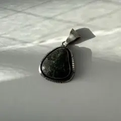 インディアンジュエリー ターコイズ ペンダントトップ シルバー ナバホ