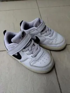 Nike キッズスニーカー ホワイト/ブラック