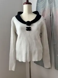 CHANEL 長袖 ニット セーター ホワイト ブラックのサムネイル