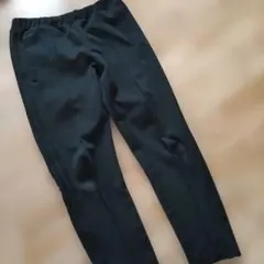 adidas スリムフィット パンツ 黒