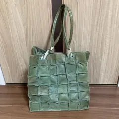 i*2様 ジャマンピュエッシュ　ショルダーバッグ