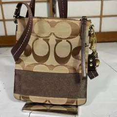 COACH コーチ ショルダーバッグ サコッシュ ポシェット シグネチャー