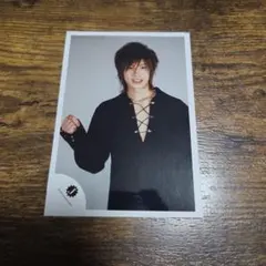 赤西仁 公式写真 1枚 KAT-TUN - メルカリ
