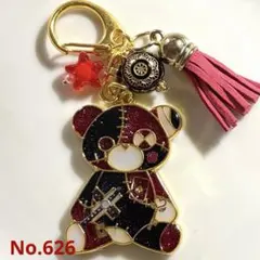 626 紅雨のツギハギクマちゃん　ハンドメイドキーホルダー
