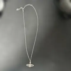 土星モチーフ ネックレス