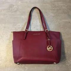 美品☆ マイケルコース　トートバッグ　A4収納　肩掛け　PVC レッド
