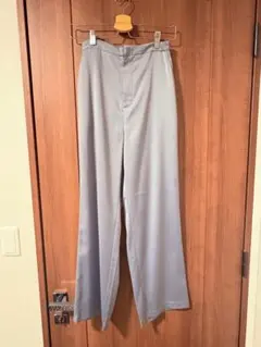 UNIQLO｜サテンリラックスストレートパンツ（丈長め69～71cm）