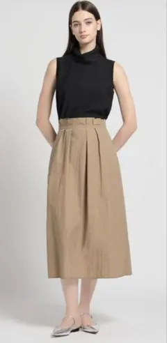 セオリーリュクス2024コットンロングフレアスカート40ベージュ未使用