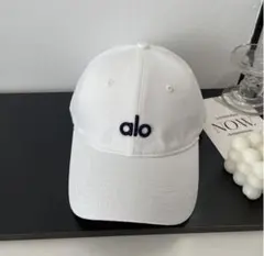 【新品未使用】alo キャップ 帽子 ロゴ入り 男女兼用 ベースボールキャップ