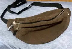 Nike and.ボディバッグ ブラウンSALE