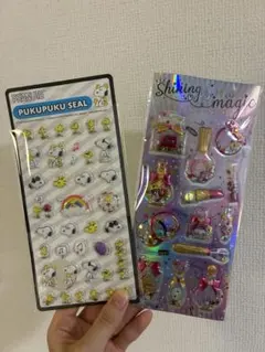 スヌーピーシール　ぷっくりジェルシール・キラキラシリーズ　シャカシャカシール