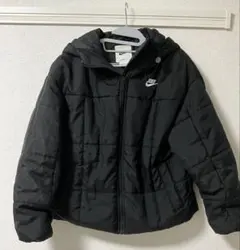 Nike ブラック ダウンジャケット フード付き