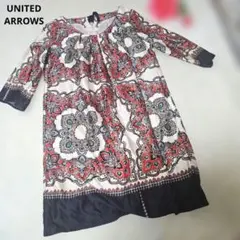 【オシャレ⭐UNITED ARROWS】赤　紺　スカーフ柄チュニックのサムネイル