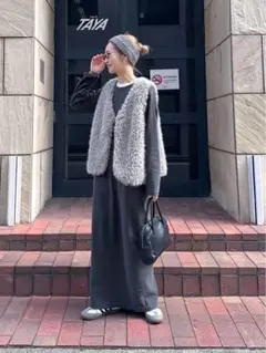 PON企画　クルーネックロングカットワンピース