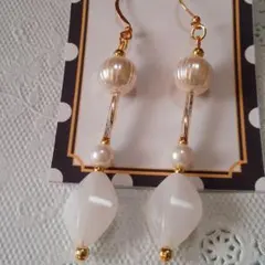 ヴィンテージ風ピアス  (新作)(即ごご購入Okです。)