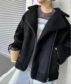 新品　スプレイ　フェイクムートンもこもこボアムートンライダース