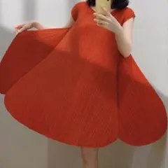 PLEATS PLEASE ノースリーブ 広がる　ミニワンピース　チュニック PLEATS PLEASE ノースリーブ 広がる ミニワンピース チュニック - メルカリ