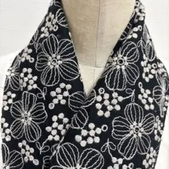 ハンドメイド半襟 ベージュ花柄刺繍 ブラック 着物