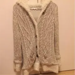 【美品】【RewdeRew】ニットカーディガンのサムネイル