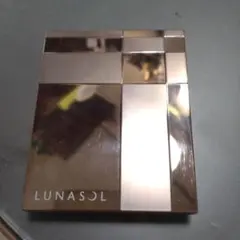 LUNASOL スキンモデリングアイズ 02 Beige Orange　美品のサムネイル