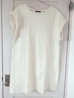 【値下げ中】ZARA アイボリー ノースリーブニットワンピース M
