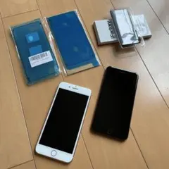 S*)様 iPhone 8 Plus 64G SIMフリー ジャンク2台　新品バ
