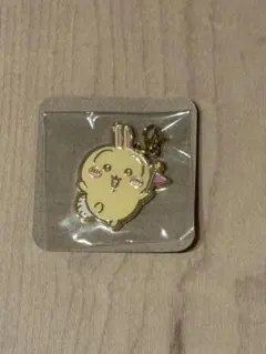 ちいかわパーク うさぎ メタルチャーム