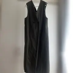 【ビームス】ジャンパースカート　カーキ　ワンピース【BEAMS】