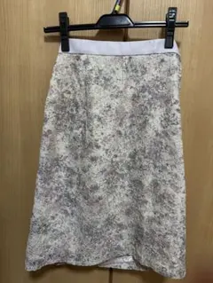 アプワイザーリッシェ　花柄レースタイトスカート　ジャスグリッティー