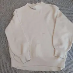 anyFAMエニィファムクリーム色のニット長袖セーター