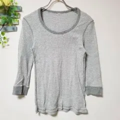 美品✨UNIQLO ユニクロ【M】レディース ロングTシャツ 薄ニット感 長袖