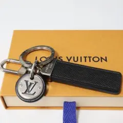 2025年最新】ルイヴィトン ポルトクレイニシャルの人気アイテム - メルカリ