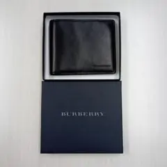 【新品】burberryの二つ折り財布(ギャランティカード付)