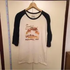 TMT TMT BIGHOLIDAY ラグランＴシャツのサムネイル