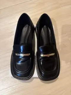 値下げ不可！新品未使用⭐︎38CHARLES & KEITH ローファー ローファー(レディース) | CHARLES & KEITH (チャールズアンド