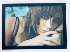 土屋アンナ　ANNA　ポスター風アートフレーム　雑誌切り抜き　A4額縁付き　Bのサムネイル