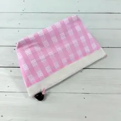 Item thumbnail for item 55a89e26-ac4c-432b-98f6-4009b6b8680b